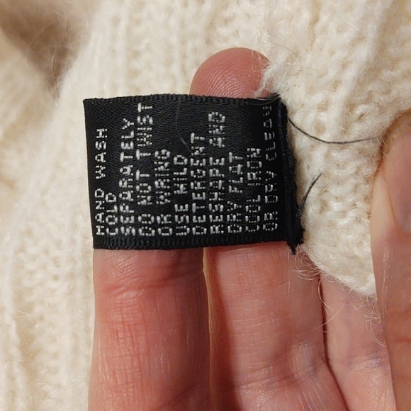 Michelle Nicole Women's Long Sleeve Cardigan - Picture 7 of 8